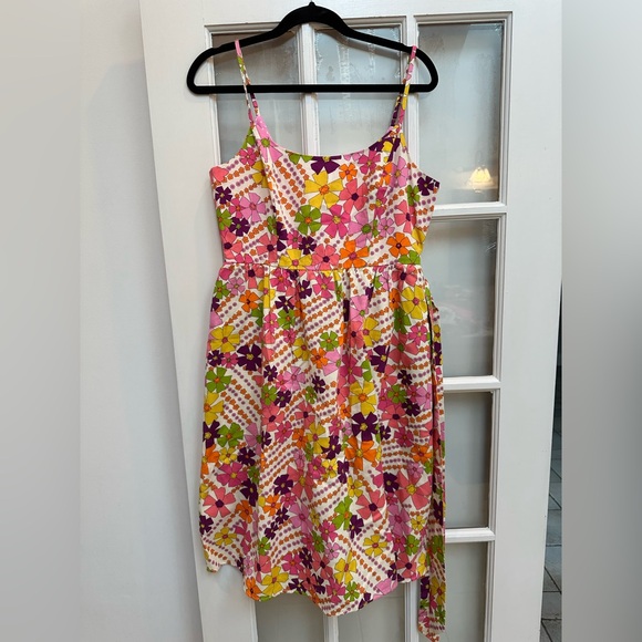 Julie Brown New York Dresses & Skirts - Julie Brown New York Retro Chic Daisy Floral Belted Sundress Size 8 Medium